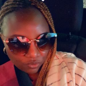 Meet your Posher, Shante